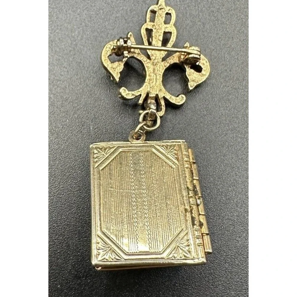 Fleur D’ Lis Vintage Ornate Double Picture Locket Pin